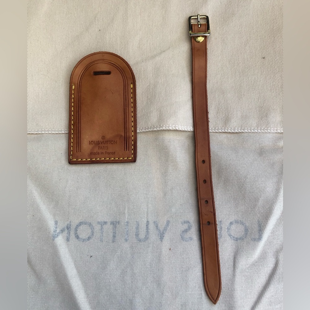 Louis Vuitton Luggage Tag - Picture 3 of 12
